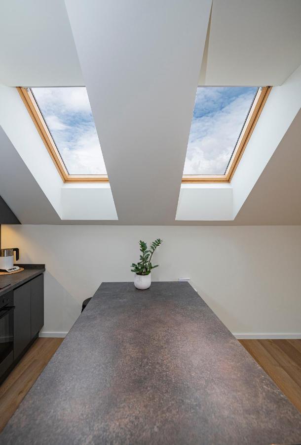 Loft 1 Bd Old Town Apartment By Hostlovers Каунас Экстерьер фото